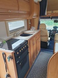 2003 Auto-Trail Arapaho SE - Image 2