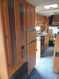 2003 Auto-Trail Arapaho SE - Image 3