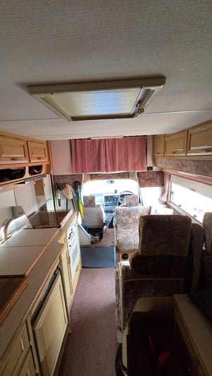 1995 Compass Navigator 360 — photo 10 of 16