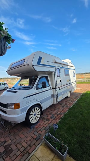 1995 Compass Navigator 360 — photo 12 of 16