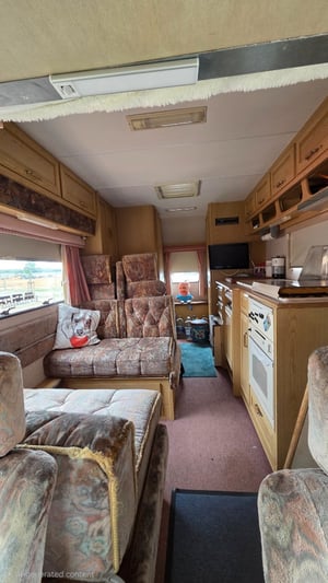 1995 Compass Navigator 360 — photo 13 of 16