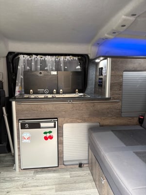 2016 Peugeot Expert Tepee — photo 9 of 10