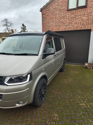 2015 Volkswagen T5.1 Campervan — photo 12 of 19