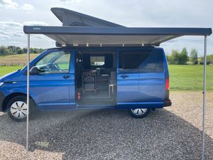 2022 VW Transporter T6.1 — photo 11 of 21