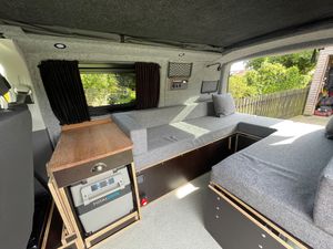 2022 VW Transporter T6.1 — photo 18 of 21