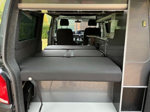 2023 Volkswagen T6.1 Campervan — photo 18 of 21