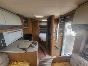 2017 Auto-Trail Tracker FB — photo 23 of 24