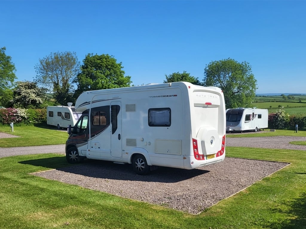 2017 Auto-Trail Tracker FB - Image 1