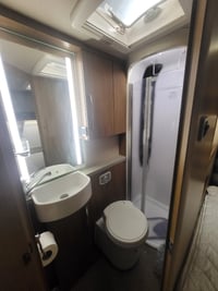 2017 Auto-Trail Tracker FB - Image 4