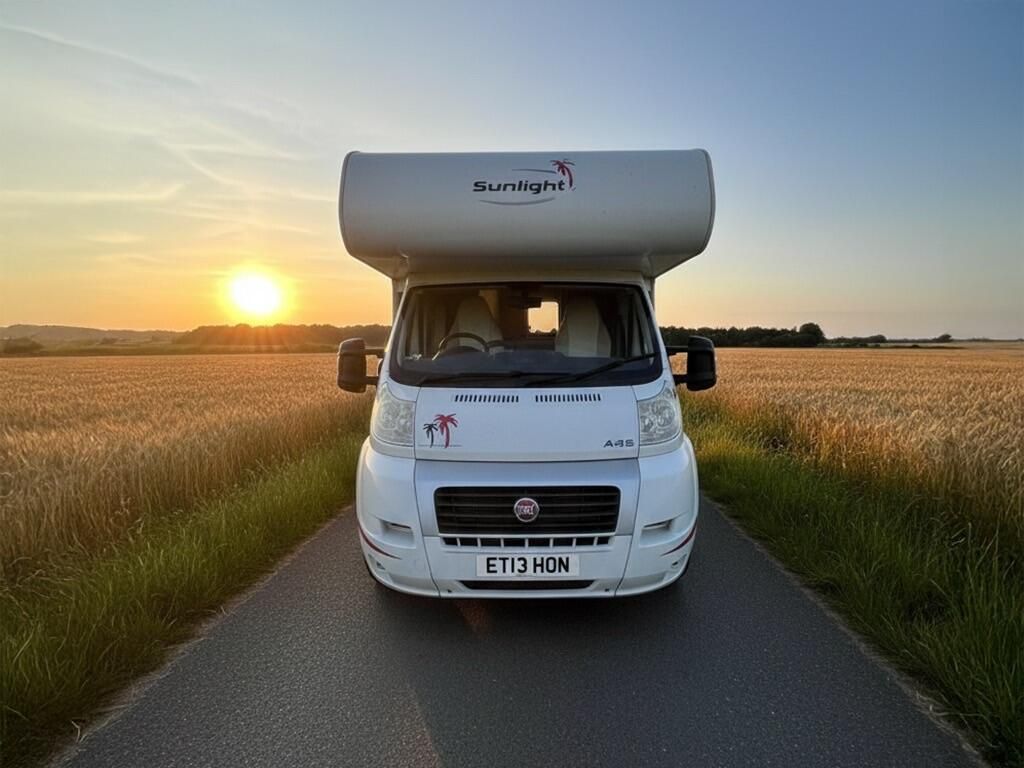 2014 Sunlight A68 - Image 1