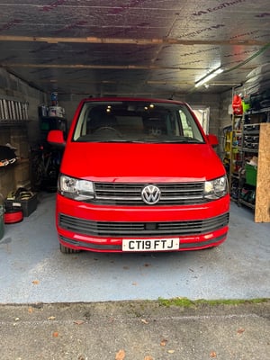 2019 Volkswagen Transporter T32 — photo 10 of 16
