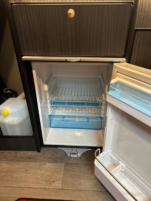 2019 Volkswagen Transporter T32 — photo 7 of 16