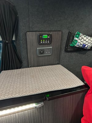 2019 Volkswagen Transporter T32 — photo 14 of 16