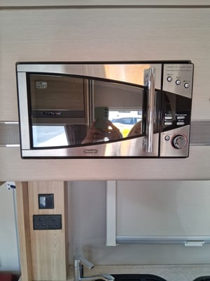 2017 Elddis Majestic 185 — photo 5 of 13