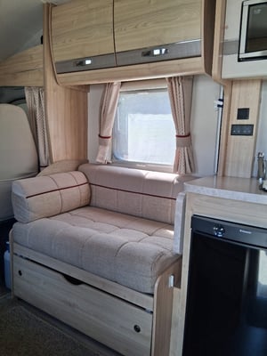 2017 Elddis Majestic 185 — photo 12 of 13
