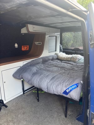 2006 Volkswagen T5 Campervan — photo 6 of 10