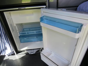 2017 Vauxhall Vivaro campervan — photo 7 of 12
