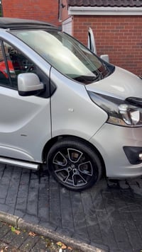 2017 Vauxhall Vivaro campervan - Video