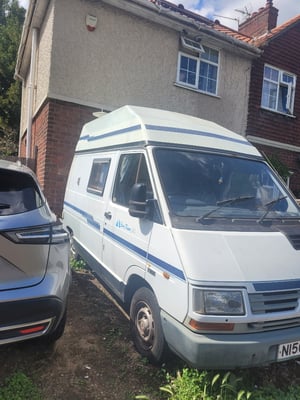 1995 Renault Trafic San Remo 2 Berth — photo 2 of 11