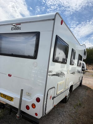 2011 Elddis Suntor — photo 8 of 22