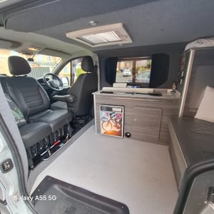 2017 Vauxhall Vivaro Sportive BiTurbo — photo 11 of 37