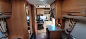 2011 Swift Sundance 530 LP — photo 3 of 9