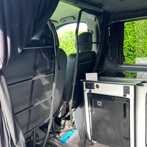 2010 Vauxhall Vivaro — photo 20 of 22