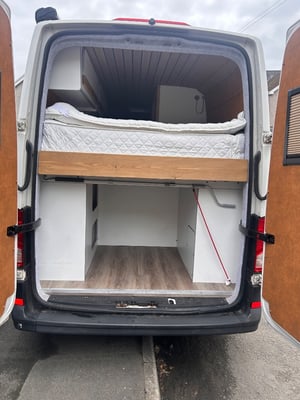 2018 Volkswagen Crafter Conversion — photo 18 of 35
