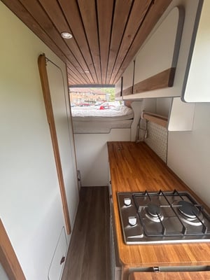 2018 Volkswagen Crafter Conversion — photo 11 of 35