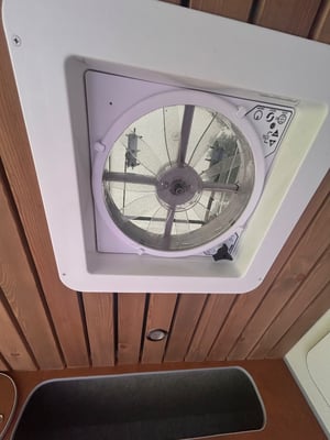 2018 Volkswagen Crafter Conversion — photo 21 of 35