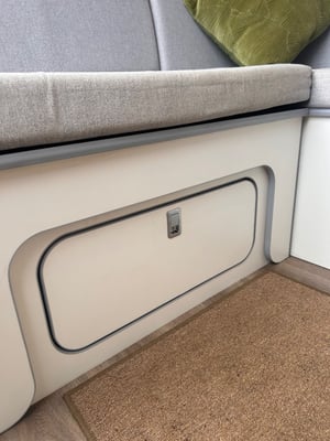 2018 Volkswagen Crafter Conversion — photo 31 of 35