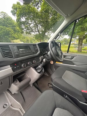 2018 Volkswagen Crafter Conversion — photo 7 of 35