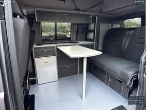 2019 VW t30 h-line tdi s-a — photo 7 of 9