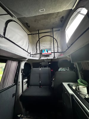 2019 Volkswagen Transporter  T30 High-Line Auto  — photo 12 of 18