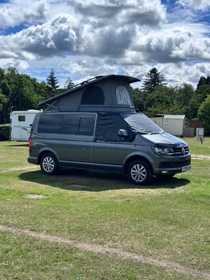 2019 Volkswagen Transporter  T30 High-Line Auto  — photo 15 of 18