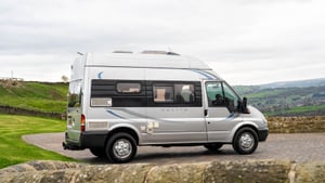 2005 Auto-Sleepers Duetto — photo 13 of 46