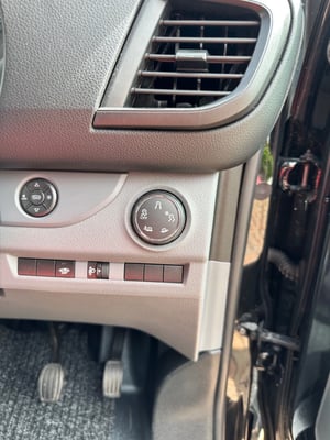 2017 Peugeot Expert Campervan — photo 2 of 28