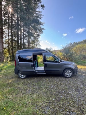 2017 Fiat Doblo — photo 37 of 44