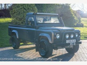 1985 Land Rover 110 Defender Light 4×4 Utility