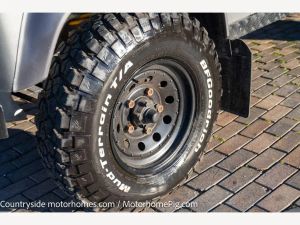 1985 Land Rover 110 Defender Light 4×4 Utility — photo 14 of 18