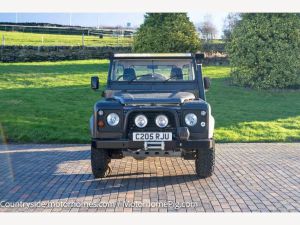 1985 Land Rover 110 Defender Light 4×4 Utility — photo 15 of 18