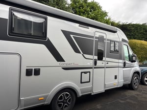 2025 Adria Compact Supreme DL — photo 5 of 32