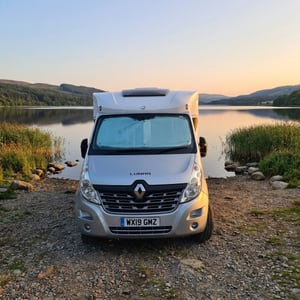 2019 Renault Master — photo 1 of 15