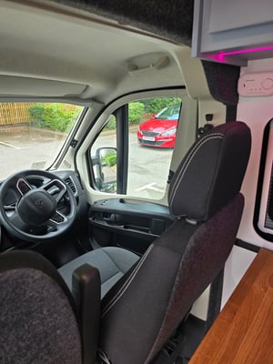 2025 Peugeot Boxer — photo 15 of 53