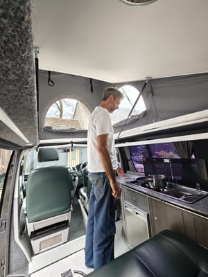 2012 Volkswagen T5.1 Campervan — photo 11 of 36