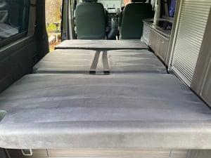 2012 Volkswagen T5.1 Campervan — photo 18 of 36