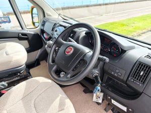 2016 Auto-Trail Tribute 715 — photo 10 of 19