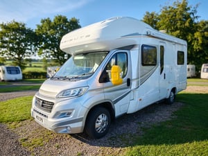 2016 Auto-Trail Tribute 715 — photo 1 of 19
