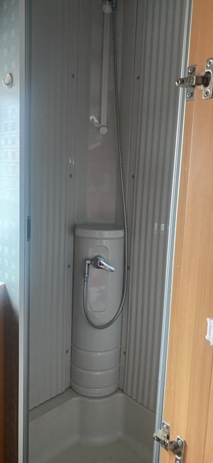 2004 Burstner Argos — photo 7 of 14