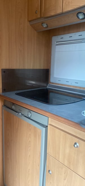 2004 Burstner Argos — photo 10 of 14